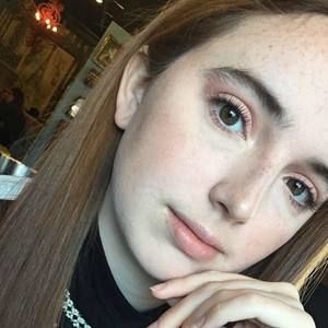 Meet your Posher, Addie